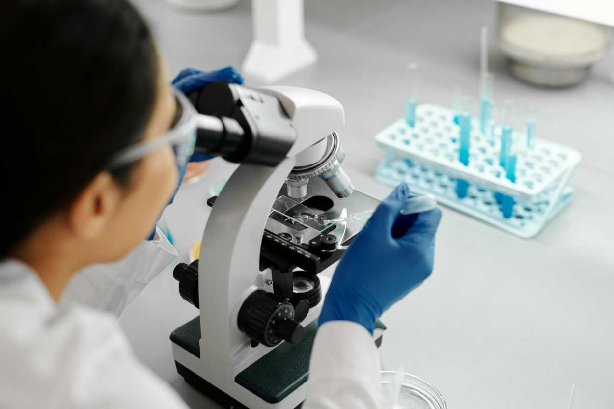 Colesterolo alto: una mutazione aumenta il rischio cardiovascolare