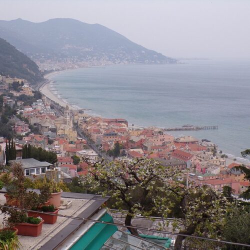 Laigueglia, l’antica roccaforte romana oggi gioiello ligure