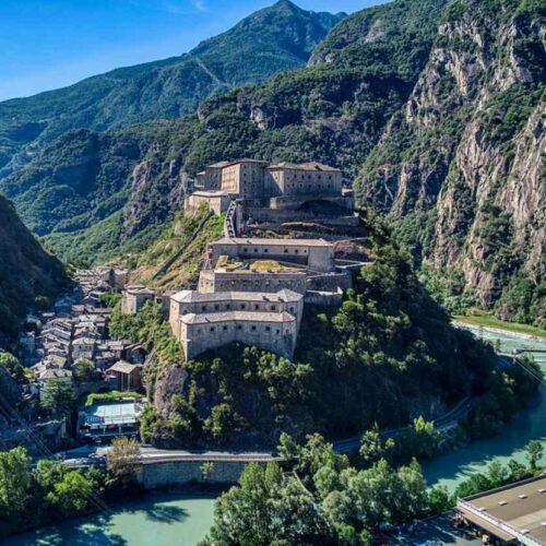 Bard, il borgo fortificato della Valle d’Aosta