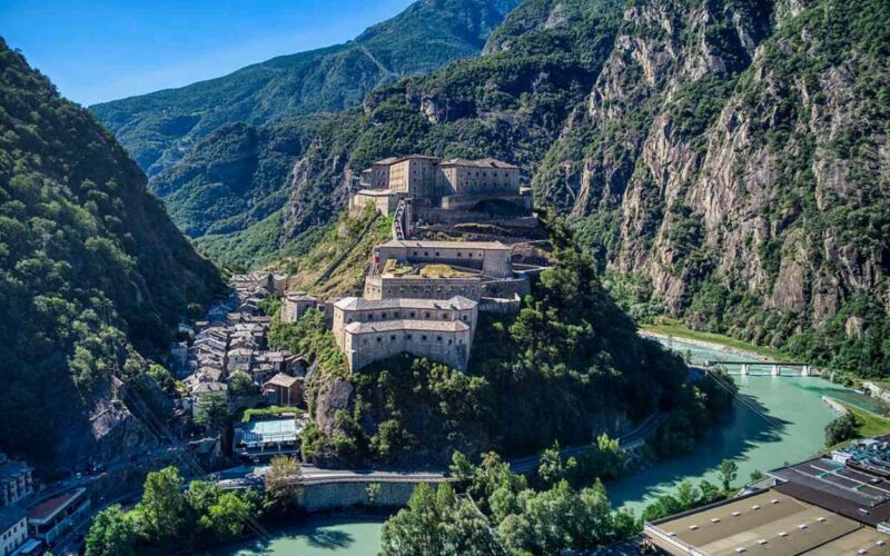 Bard, il borgo fortificato della Valle d’Aosta