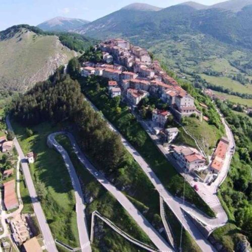 Opi, il borgo d’Abruzzo sospeso tra natura, storia e leggende