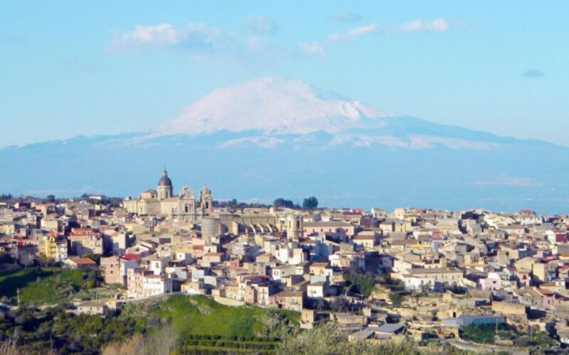 Borgo dei Borghi 2025: trionfa Militello in Val di Catania