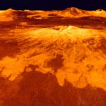 Immagine tridimensionale a colori del vulcano Sapas Mons, su Venere - Foto Nasa