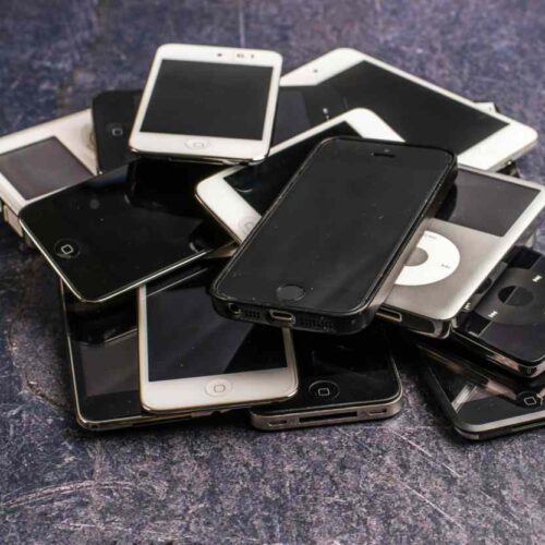 Laptop e telefoni usati: dati ancora recuperabili
