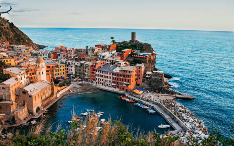 Dove finisce la roccia e comincia il sogno: benvenuti a Vernazza