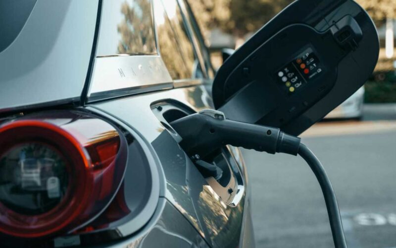 Batterie ultra-performanti: carica veloce, lunga durata e flessibilità