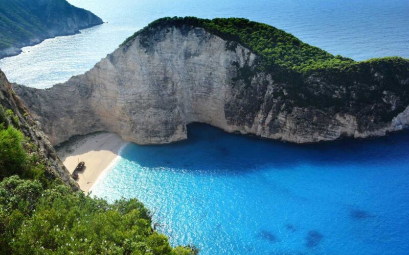 Alla scoperta della Grecia nascosta tra mare, foreste e spiritualità