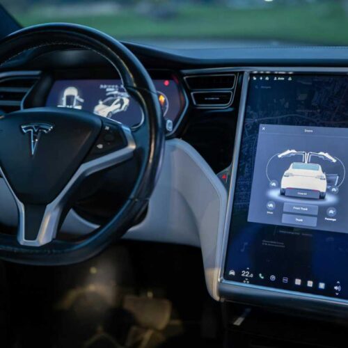Guida autonoma, dalla Cina regole più rigide per la sicurezza di veicoli e utenti