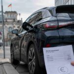 Auto elettriche, si va verso lo stop agli sconti fiscali? L’Europa prepara il conto