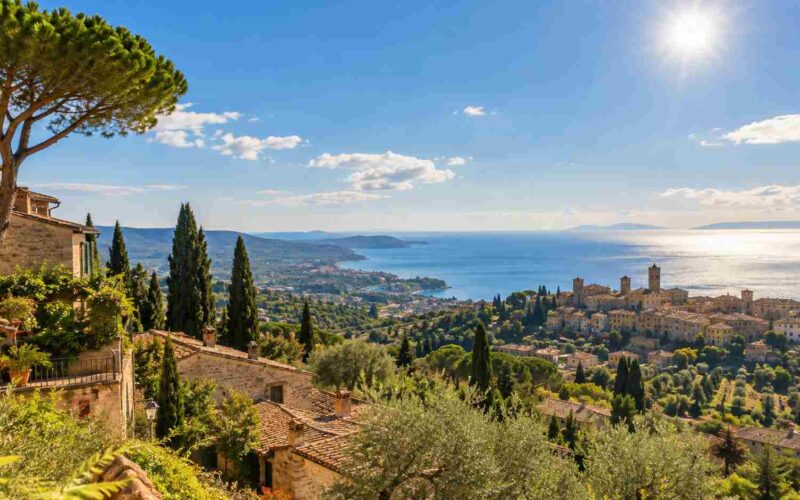 Meteo, caldo anomalo fino a domenica 4 ottobre: punte di 29 gradi e poche piogge