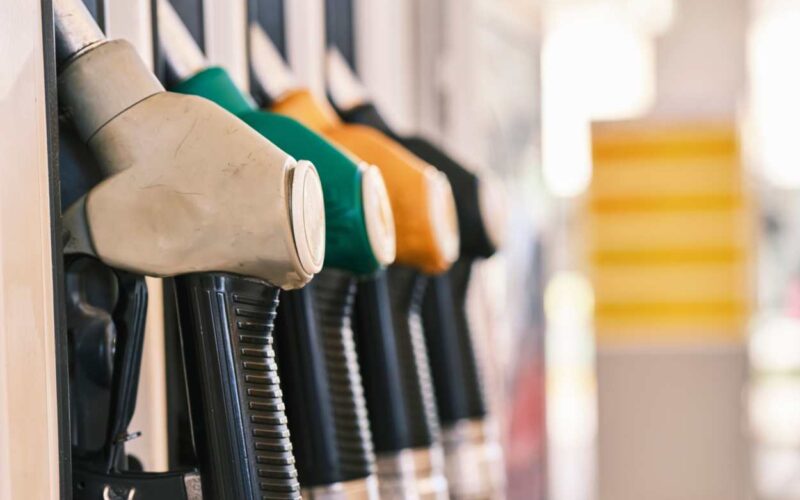 Con lo stesso gasolio facciamo meno chilometri? Cosa c’è dietro i consumi che sembrano aumentare