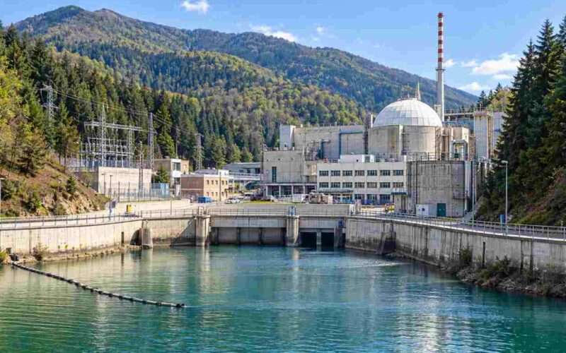 Nucleare, l’Italia riapre la partita tra costi, rischi e alternative in parte ignorate